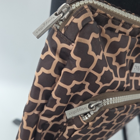 Baggallini Geometric Crossbody - Picture 16 of 16